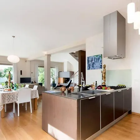 Sunny Summer House 4* * Rovinj